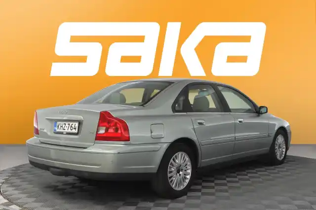 Vihreä Sedan, Volvo S80 – KHZ-764