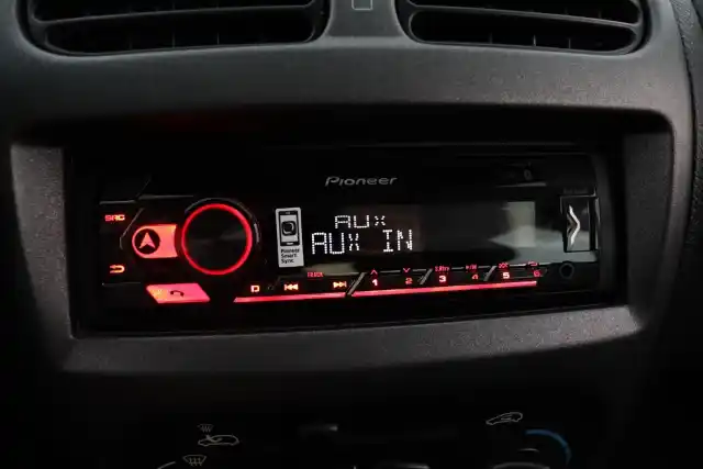 Harmaa Viistoperä, Peugeot 206 – KKG-681