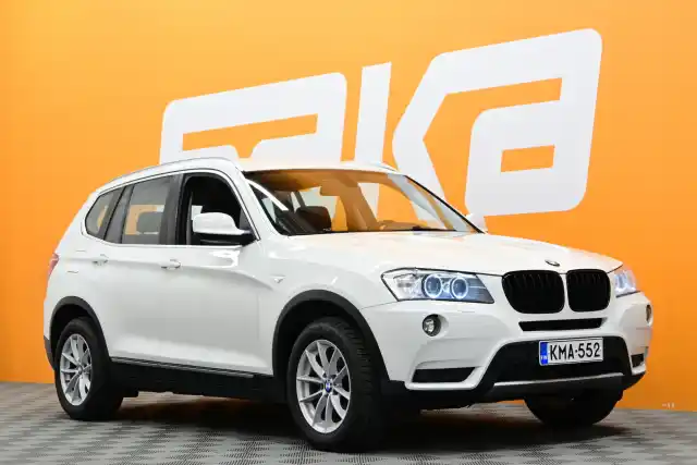 Valkoinen Maastoauto, BMW X3 – KMA-552