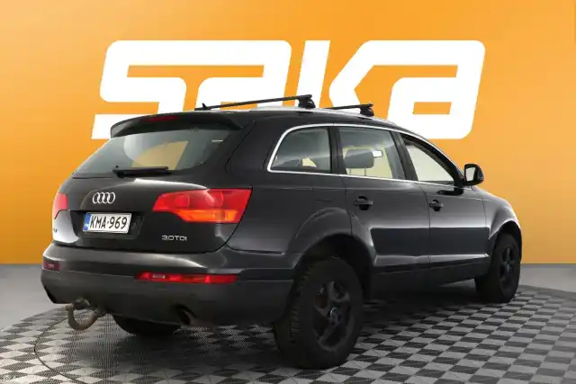 Musta Maastoauto, Audi Q7 – KMA-969