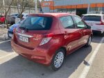 Punainen Viistoperä, Toyota Yaris – KME-576, kuva 2