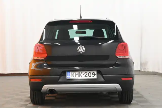 Musta Viistoperä, Volkswagen Polo – KMK-209