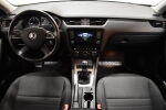 Musta Farmari, Skoda Octavia – KMK-453, kuva 13