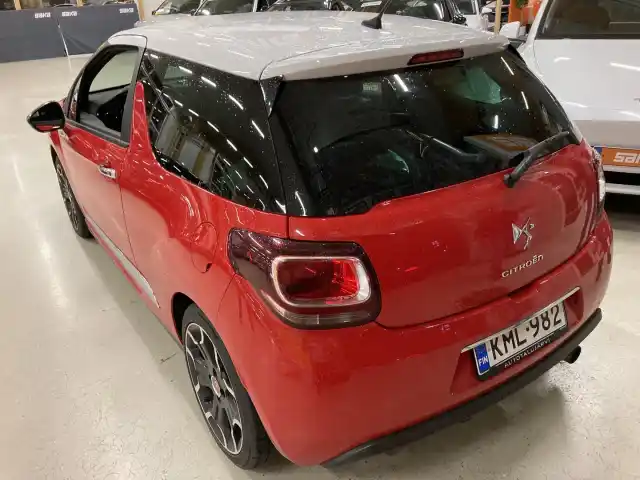 Punainen Viistoperä, Citroen DS3 – KML-982