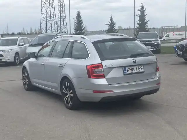 Hopea Farmari, Skoda Octavia – KMM-159