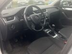 Hopea Farmari, Skoda Octavia – KMM-159, kuva 3
