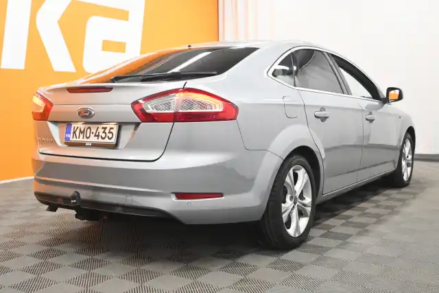 Harmaa Viistoperä, Ford Mondeo – KMO-435