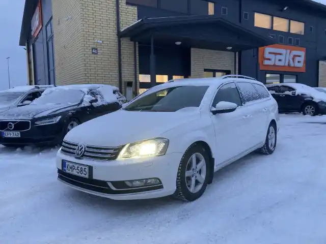 Valkoinen Farmari, Volkswagen Passat – KMP-585