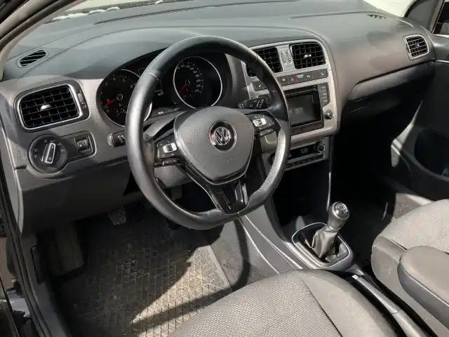 Musta Viistoperä, Volkswagen Polo – KMP-607