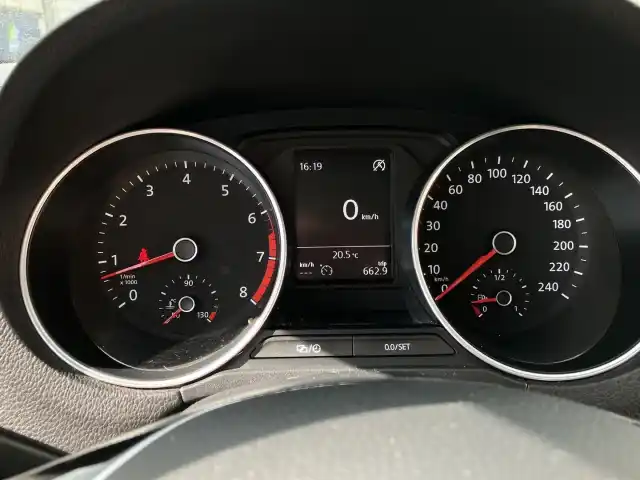 Musta Viistoperä, Volkswagen Polo – KMP-607