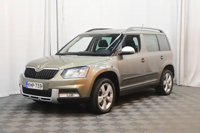 Vihreä Maastoauto, Skoda Yeti – KMP-739