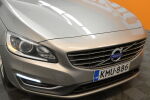 Beige Farmari, Volvo V60 – KMU-886, kuva 10