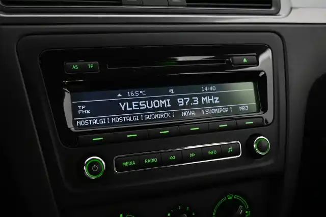 Valkoinen Viistoperä, Skoda Rapid – KMV-359