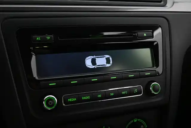 Valkoinen Viistoperä, Skoda Rapid – KMV-359