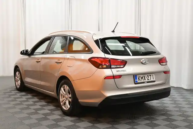 Beige Farmari, Hyundai I30 – KMX-271