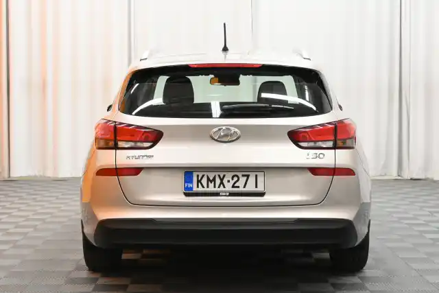 Beige Farmari, Hyundai I30 – KMX-271