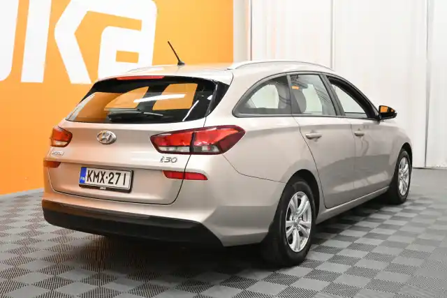 Beige Farmari, Hyundai I30 – KMX-271