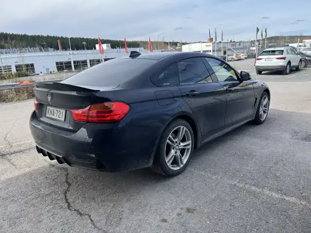 Musta Sedan, BMW 420 – KNA-721