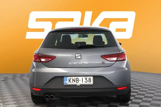 Harmaa Viistoperä, Seat Leon – KNB-138