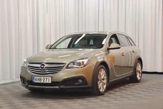 Ruskea Farmari, Opel Insignia – KNB-271