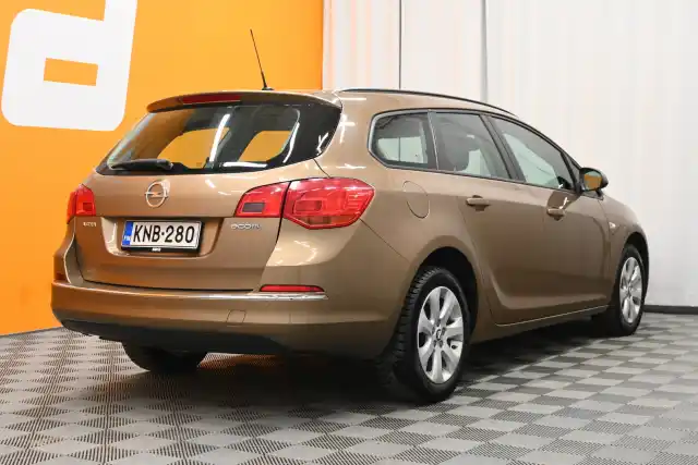 Beige Farmari, Opel Astra – KNB-280