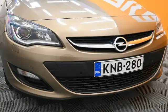 Beige Farmari, Opel Astra – KNB-280