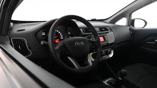 Harmaa Viistoperä, Kia Rio – KNJ-164