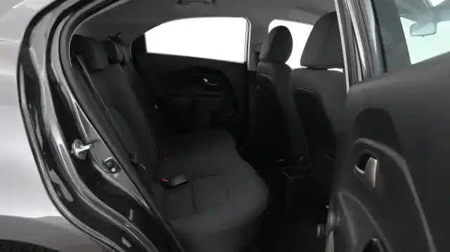Harmaa Viistoperä, Kia Rio – KNJ-164