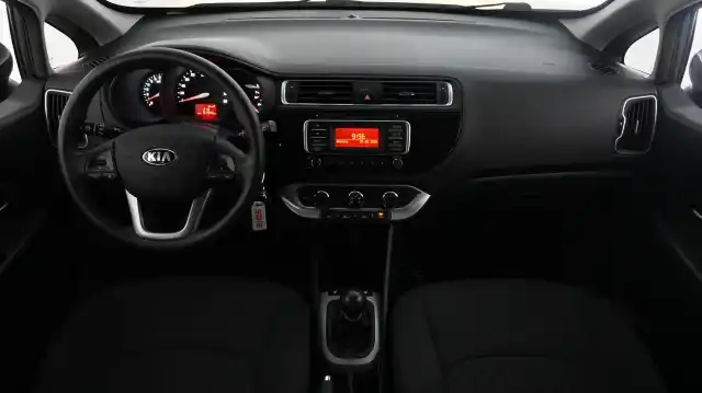 Harmaa Viistoperä, Kia Rio – KNJ-164