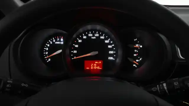 Harmaa Viistoperä, Kia Rio – KNJ-164
