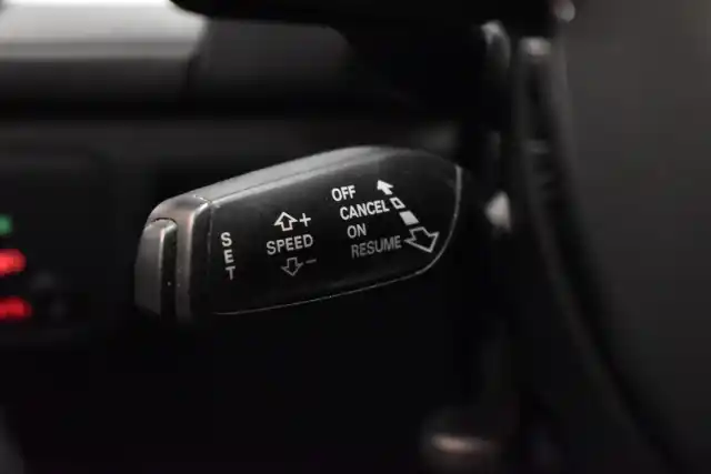 Sininen Farmari, Audi A6 – KNL-618