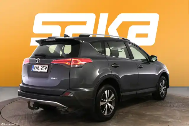 Harmaa Maastoauto, Toyota RAV4 – KNL-939