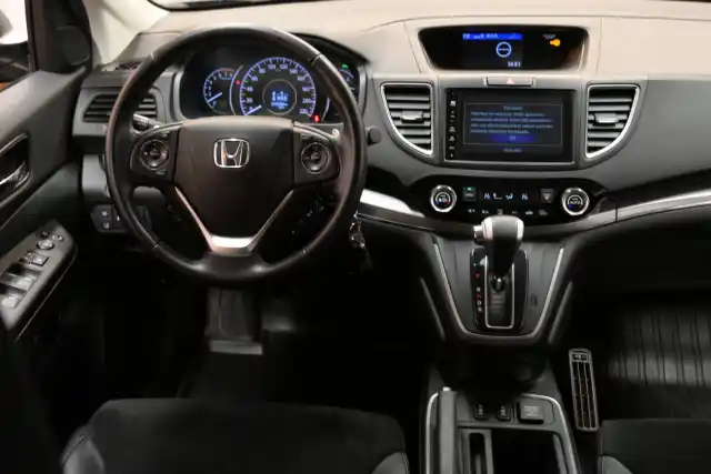 Ruskea Maastoauto, Honda CR-V – KNM-400