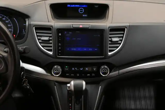 Ruskea Maastoauto, Honda CR-V – KNM-400