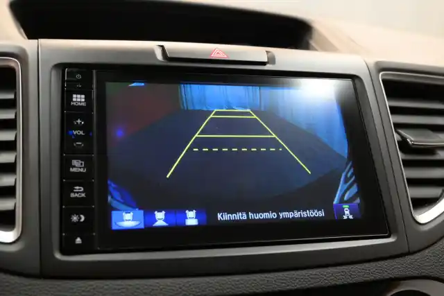 Ruskea Maastoauto, Honda CR-V – KNM-400