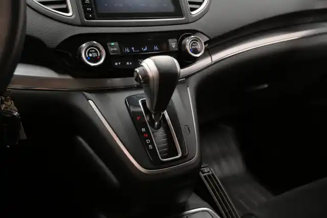 Ruskea Maastoauto, Honda CR-V – KNM-400