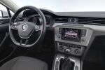 Valkoinen Farmari, Volkswagen Passat – KNS-102, kuva 8