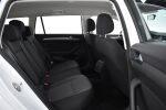 Valkoinen Farmari, Volkswagen Passat – KNS-102, kuva 10