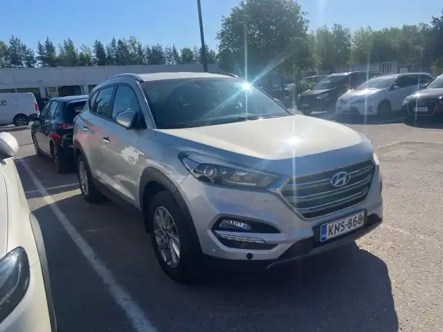Hopea Maastoauto, Hyundai Tucson – KNS-868
