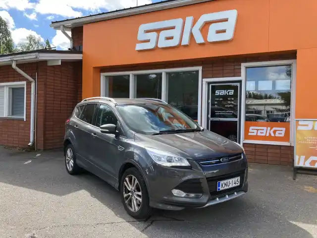 Harmaa Maastoauto, Ford Kuga – KNU-145