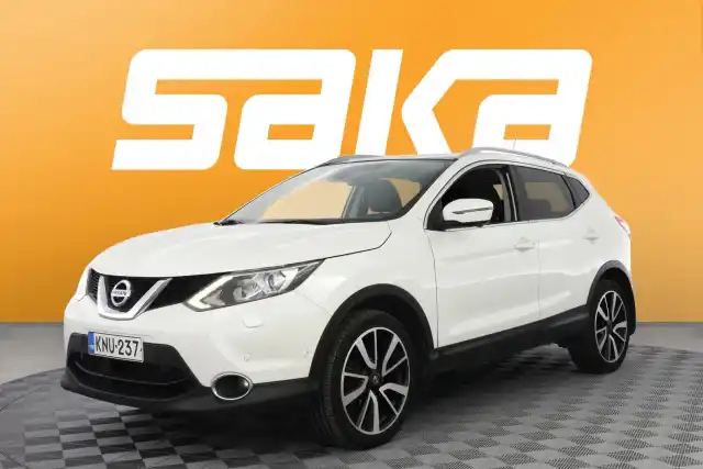 Valkoinen Maastoauto, Nissan Qashqai – KNU-237