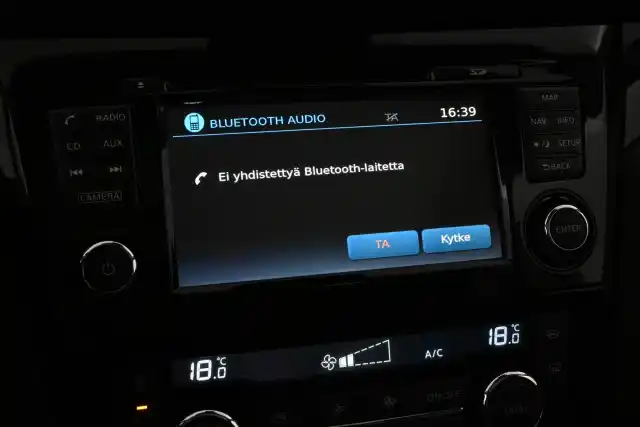Valkoinen Maastoauto, Nissan Qashqai – KNU-237
