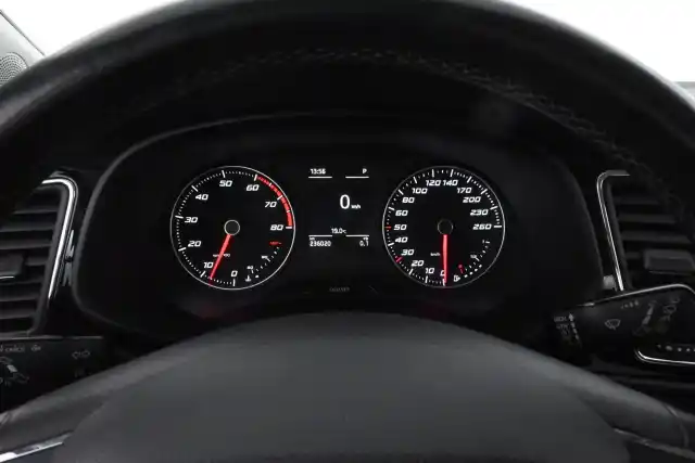 Punainen Farmari, Seat Leon ST – KNV-892