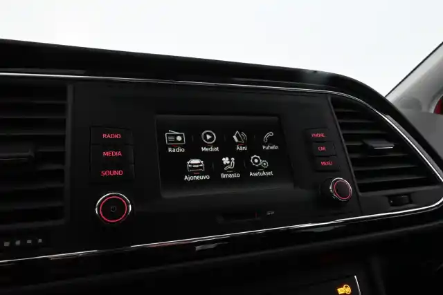 Punainen Farmari, Seat Leon ST – KNV-892