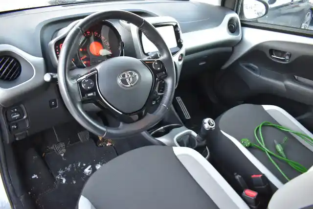 Hopea Viistoperä, Toyota AYGO – KNX-597