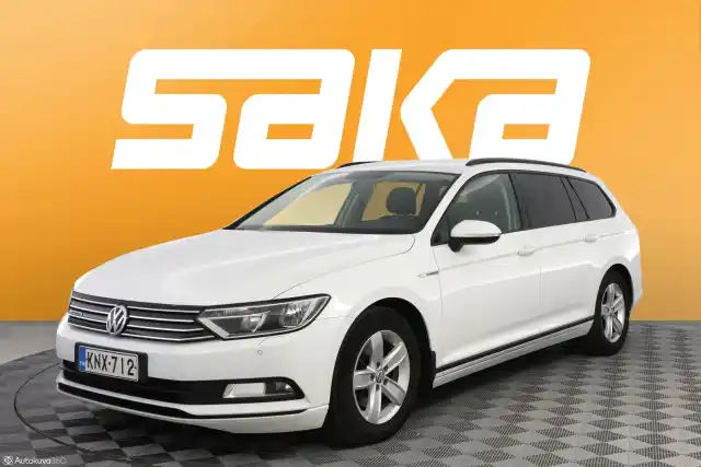 Valkoinen Farmari, Volkswagen Passat – KNX-712
