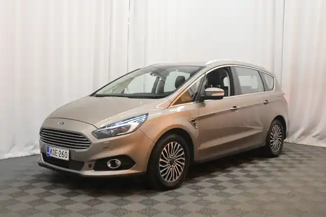 Harmaa Tila-auto, Ford S-Max – KOE-260