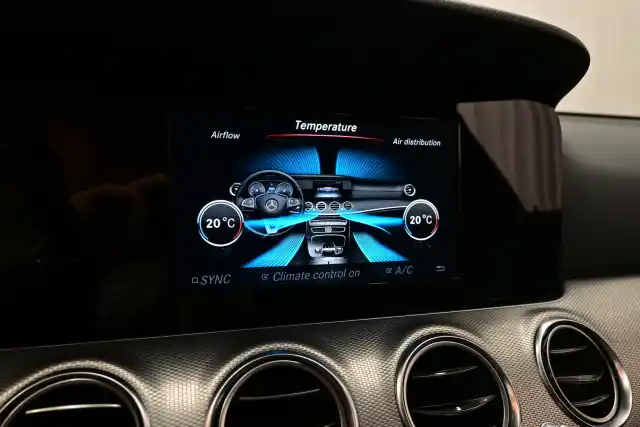Musta Farmari, Mercedes-Benz E – KOE-315