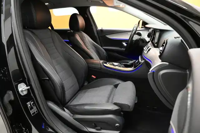 Musta Farmari, Mercedes-Benz E – KOE-315