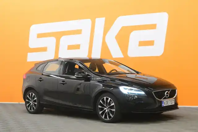 Musta Viistoperä, Volvo V40 – KOE-707